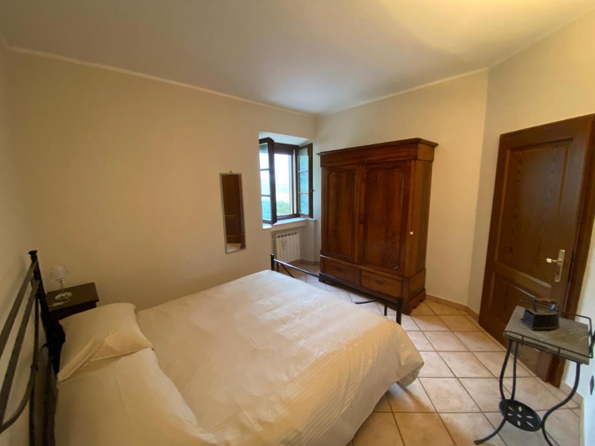Agriturismo Il Pozzo 卡斯蒂戈隆·多尔希亚 外观 照片