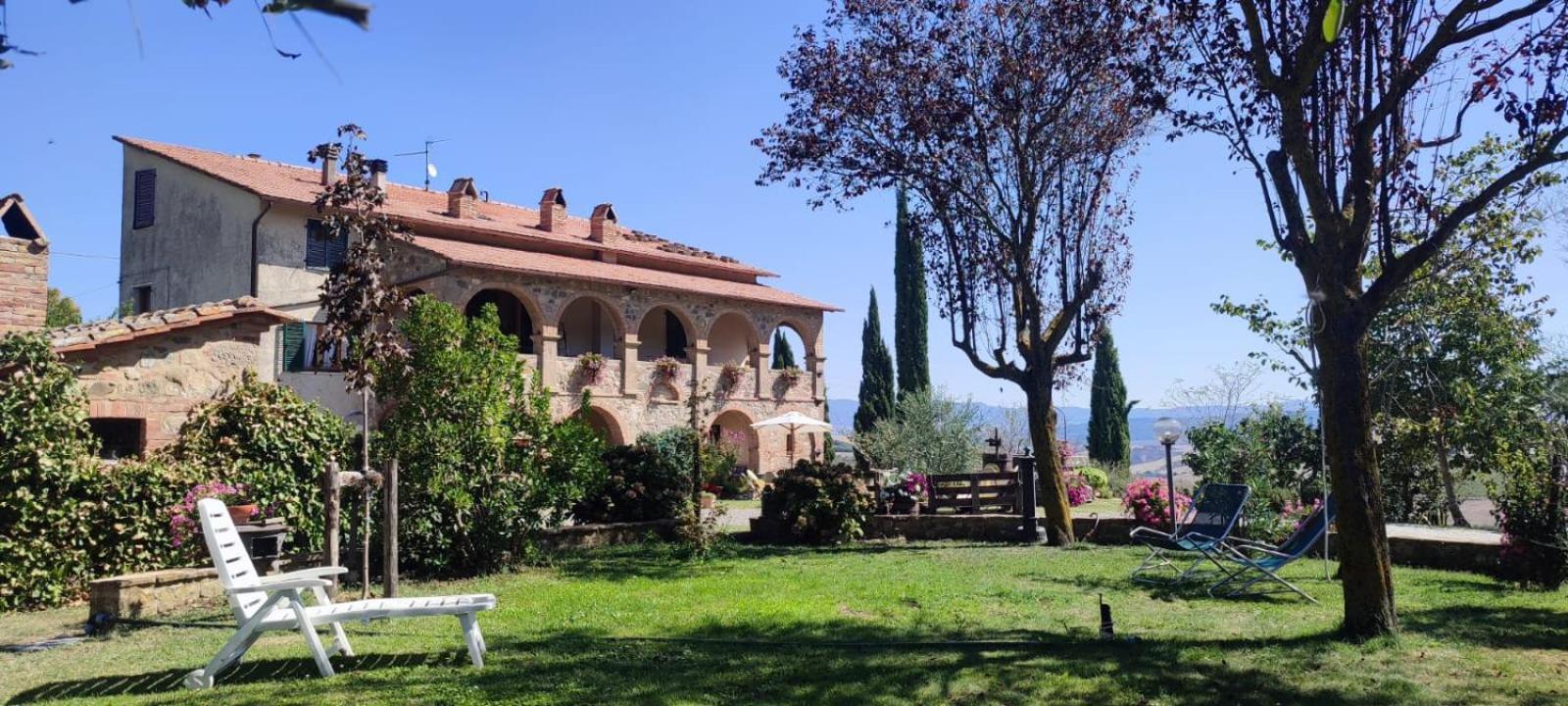 Agriturismo Il Pozzo 卡斯蒂戈隆·多尔希亚 外观 照片